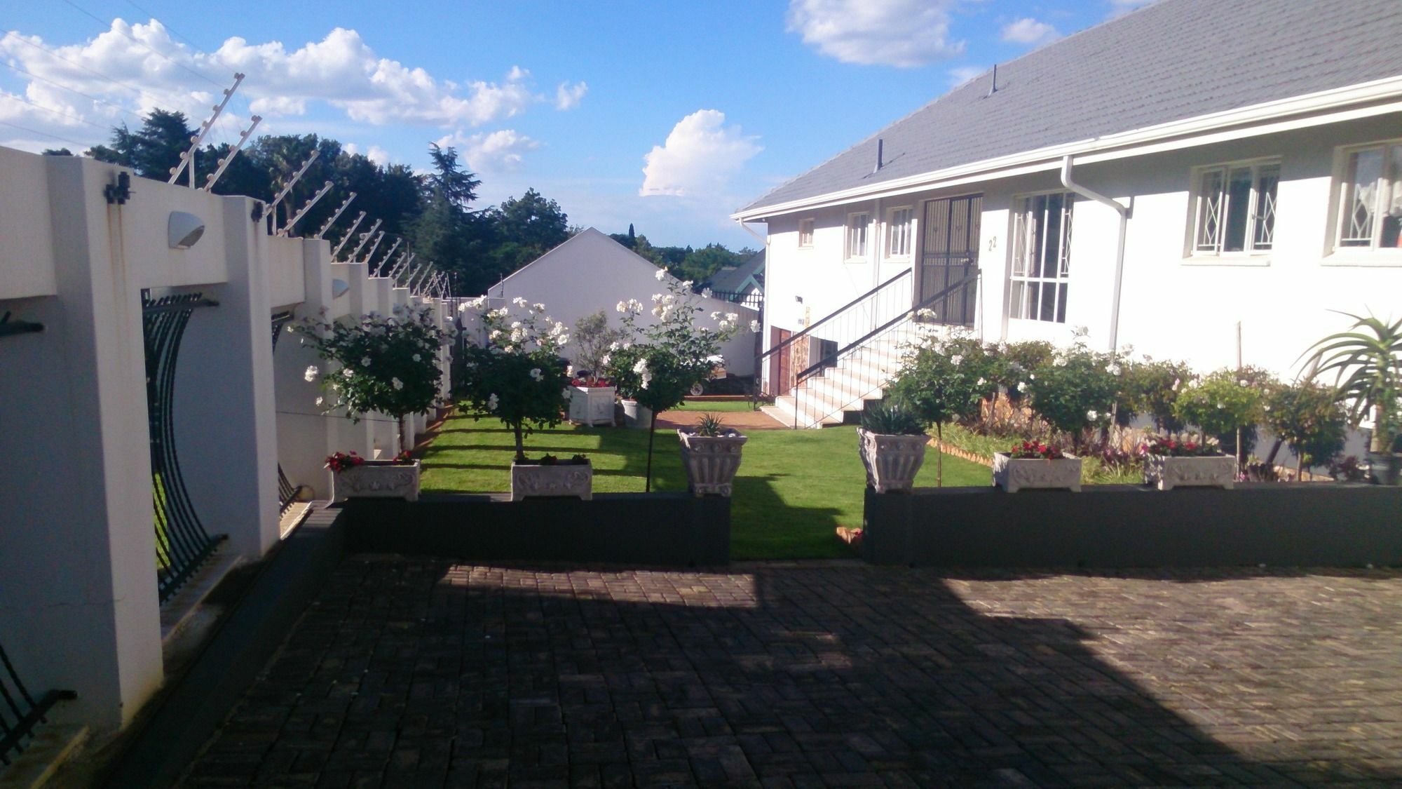 Magaliqua Guest House Noordheuwel Exterior photo